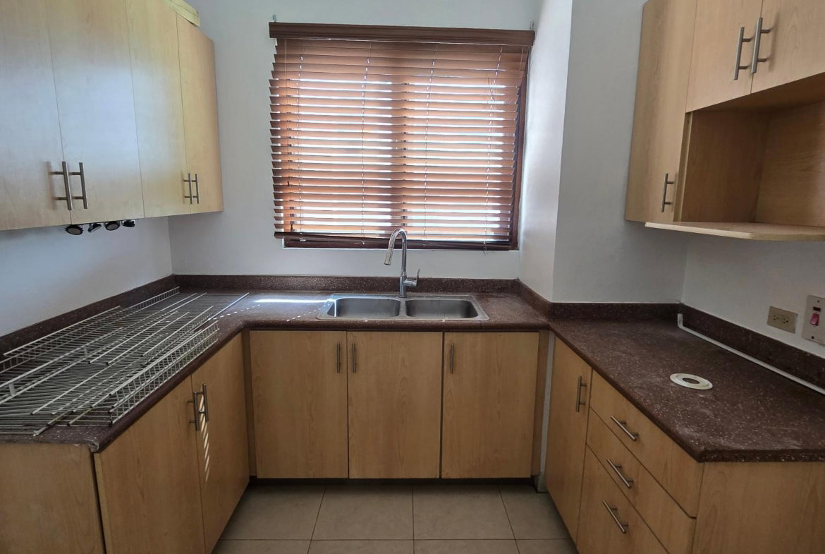 Seventh image of 1a Beverley Vale Close in Kingston 6, St. Andrew, Jamaica - property is For Rent