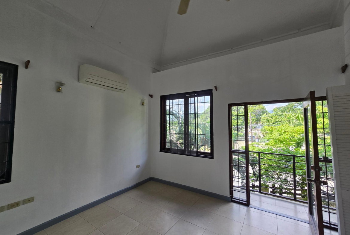 Eighth image of 1a Beverley Vale Close in Kingston 6, St. Andrew, Jamaica - property is For Rent