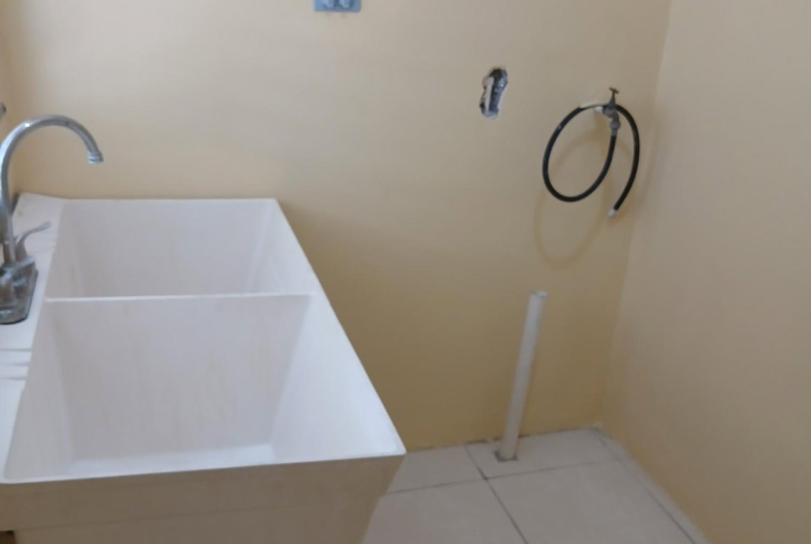 Seventh image of Villa Pen & Orchards st c in Spanish Town, St. Catherine, Jamaica - property is For Rent