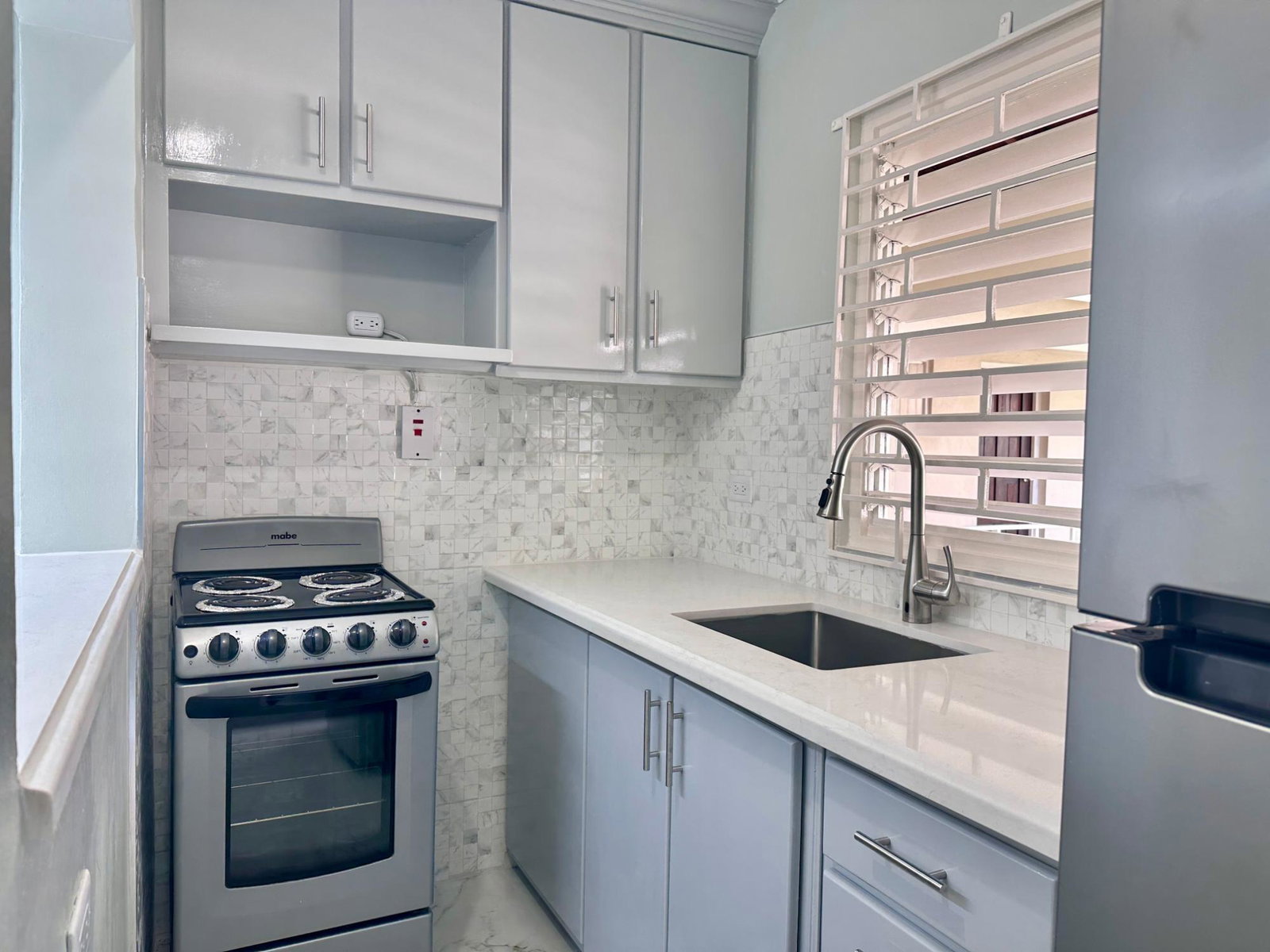 Third image of 10a West Kings House Road in Kingston 10, St. Andrew, Jamaica - property is For Rent