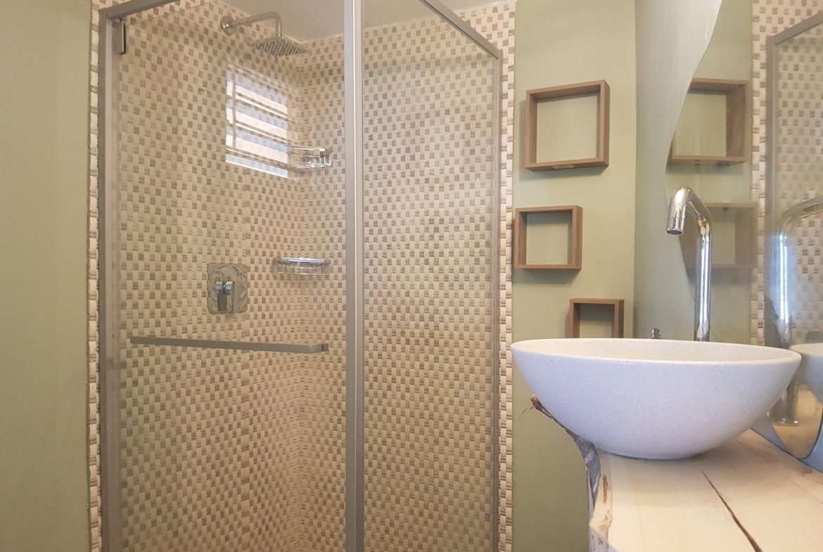 Fourteenth image of Kirkland Heights in Kingston 19, St. Andrew, Jamaica - property is For Rent