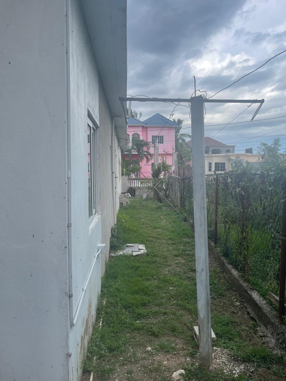 Charming-2-Bedroom-Apartment-for-Rent-in-Central-St.-Catherine-Jamaica Fifth image of 423 Sydenham Garden St. c in Spanish Town, St. Catherine, Jamaica - property is For Rent