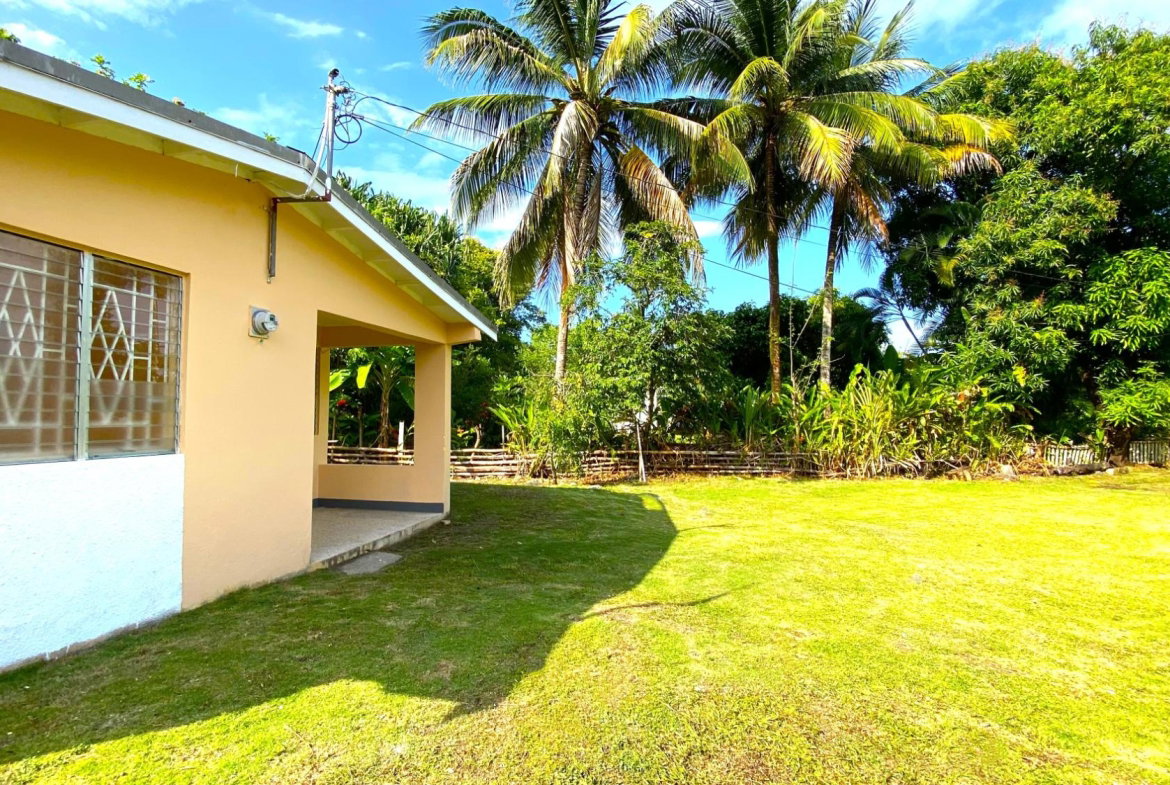 Second image of 166 Hermitage Farm, Hope Bay in Hope Bay, Portland, Jamaica - property is For Rent