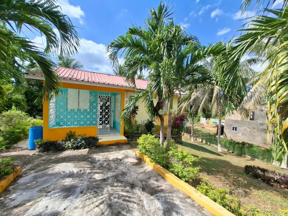 First image of 5 Bannister in Bannister, St. Catherine, Jamaica - property is For Rent