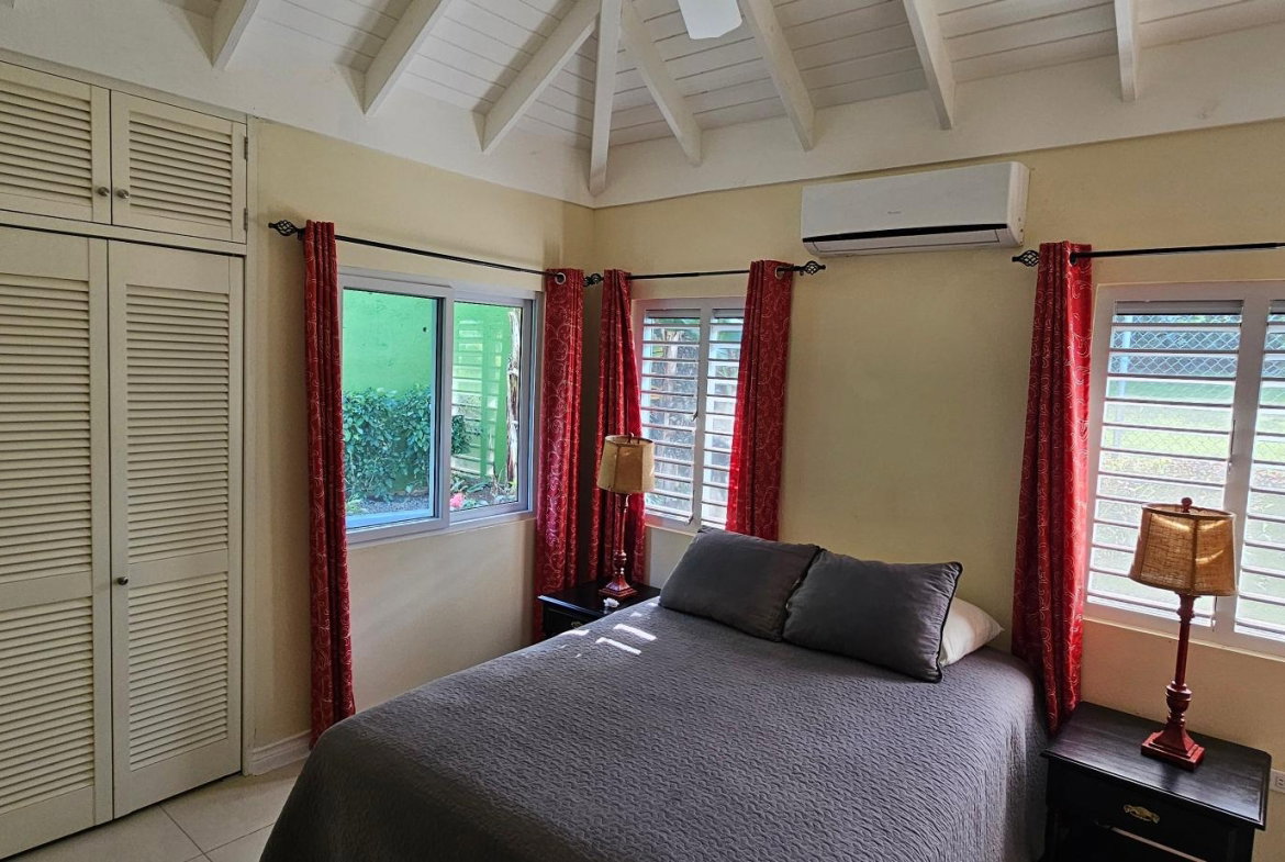 Seventeenth image of 901 The Crest, Richmond, st a in Laughlands, St. Ann, Jamaica - property is For Rent