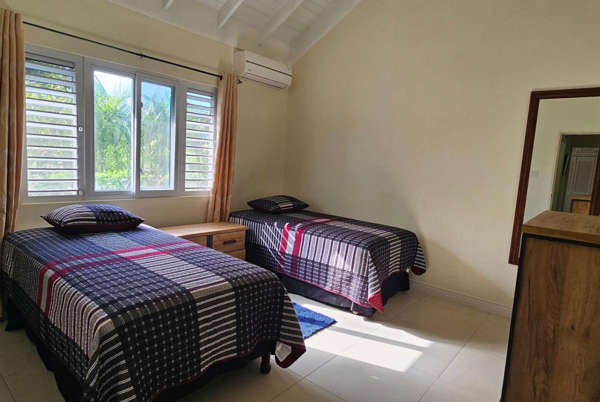 Eighteenth image of 901 The Crest, Richmond, st a in Laughlands, St. Ann, Jamaica - property is For Rent
