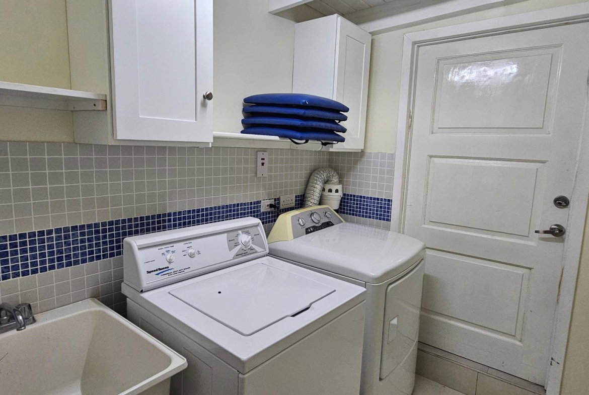 Thirtieth image of 901 The Crest, Richmond, st a in Laughlands, St. Ann, Jamaica - property is For Rent
