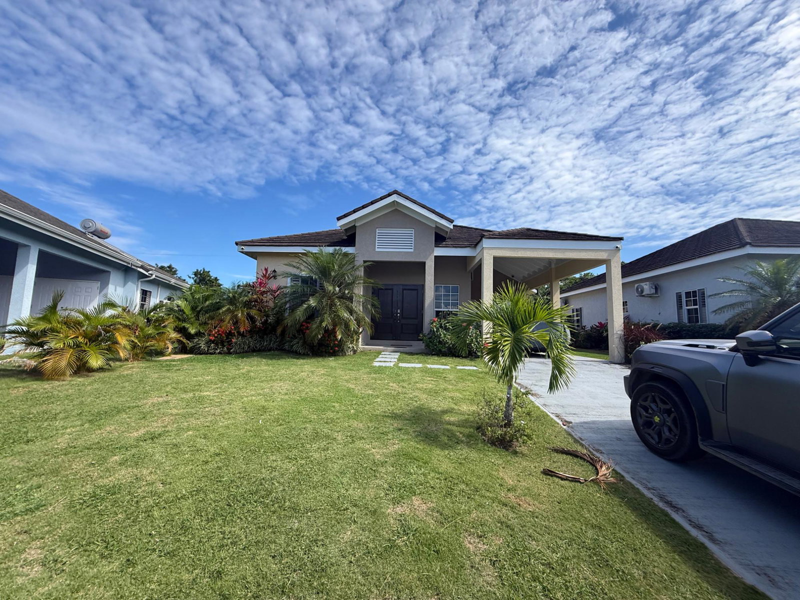 Second image of 04- Gates of Edgehill in Huddersfield Heights, St. Mary, Jamaica - property is For Rent