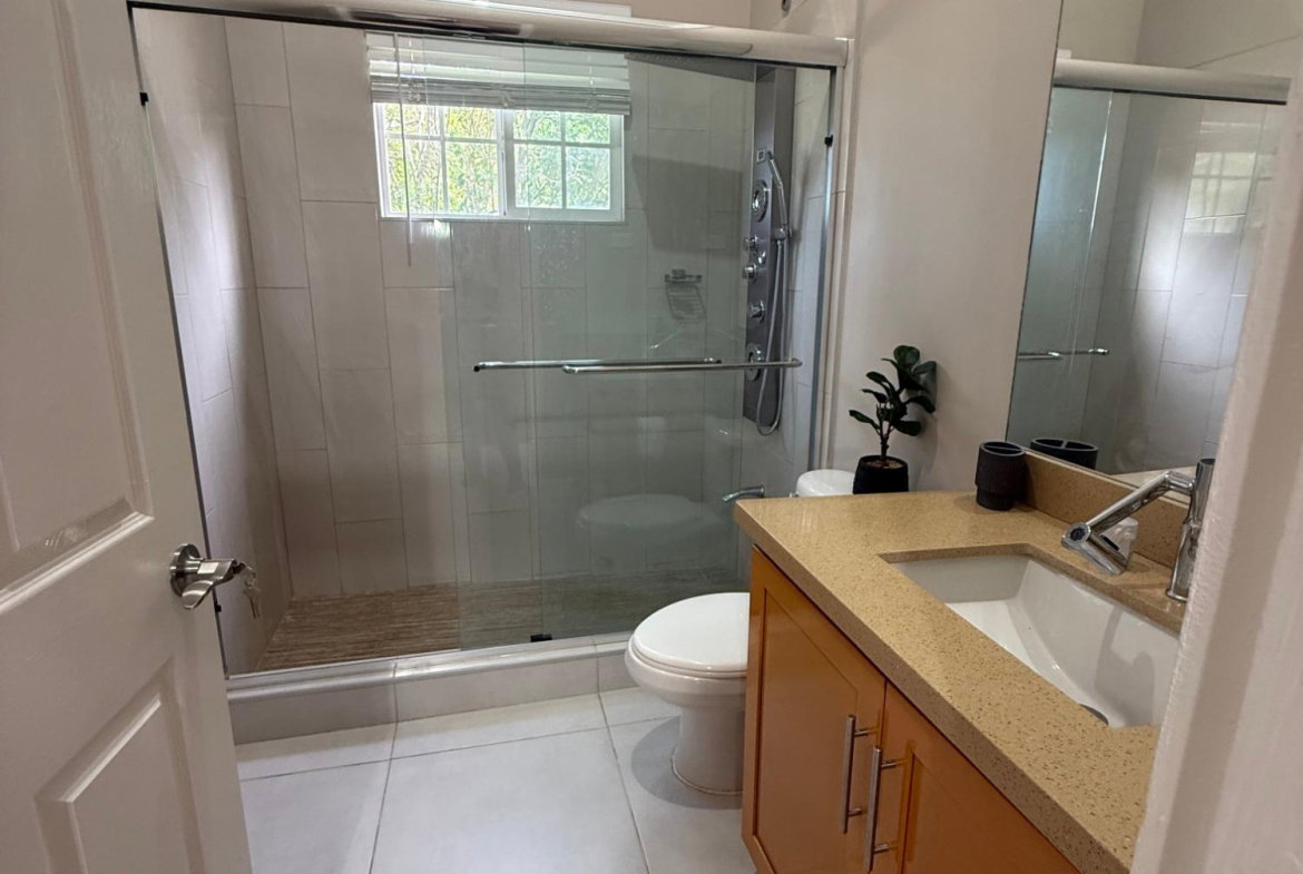 Twentieth image of 04- Gates of Edgehill in Huddersfield Heights, St. Mary, Jamaica - property is For Rent