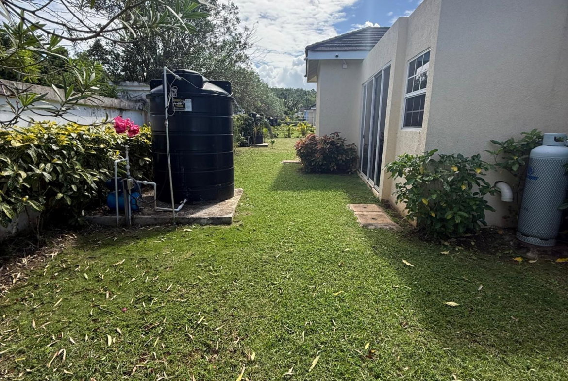 Twenty-Second image of 04- Gates of Edgehill in Huddersfield Heights, St. Mary, Jamaica - property is For Rent