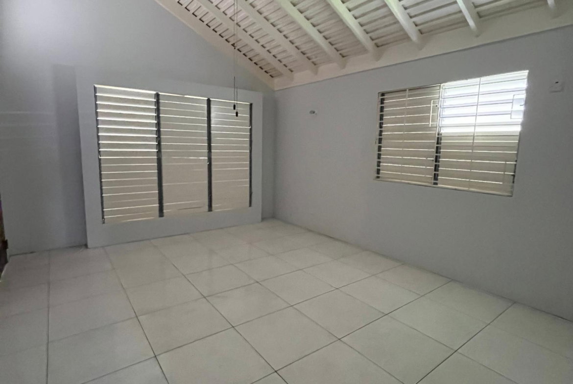 Fourth image of 3 Whiteford Close in Kingston 6, St. Andrew, Jamaica - property is For Rent