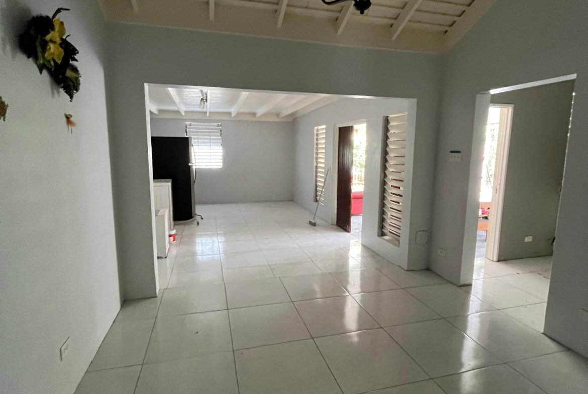 Fifth image of 3 Whiteford Close in Kingston 6, St. Andrew, Jamaica - property is For Rent