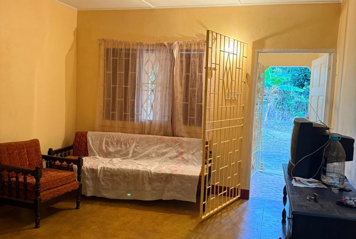 Sixth image of James Hill in James Hill, Clarendon, Jamaica - property is For Sale