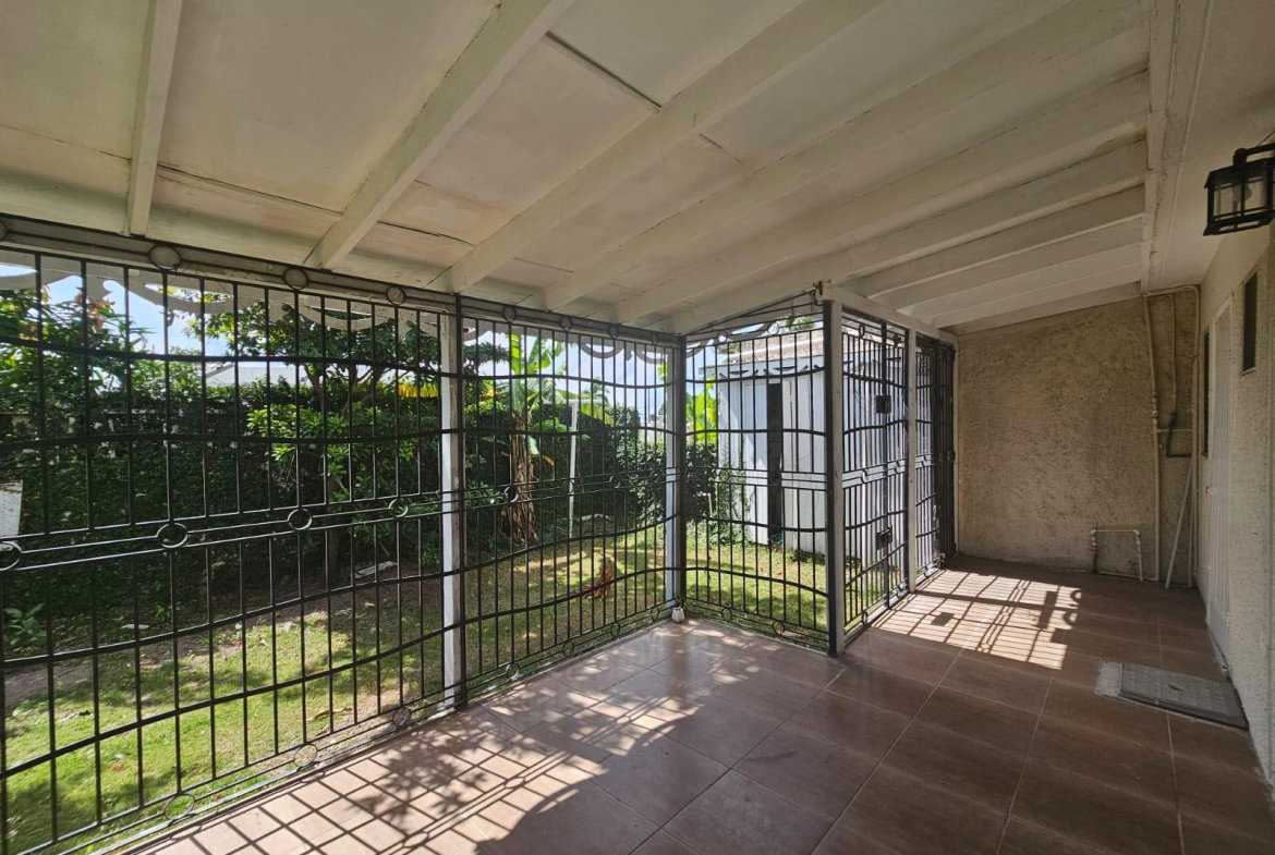 Eighteenth image of Heathwood Drive in Kingston 8, St. Andrew, Jamaica - property is For Rent