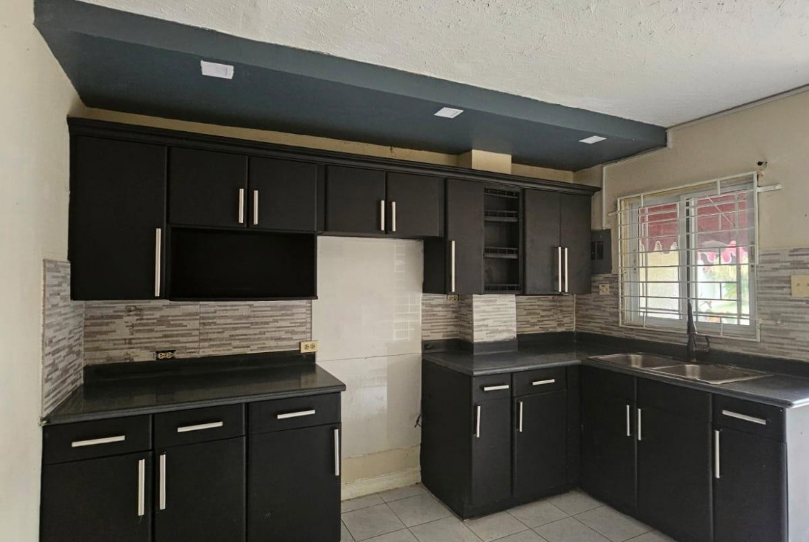 Eighth image of Heathwood Drive in Kingston 8, St. Andrew, Jamaica - property is For Rent