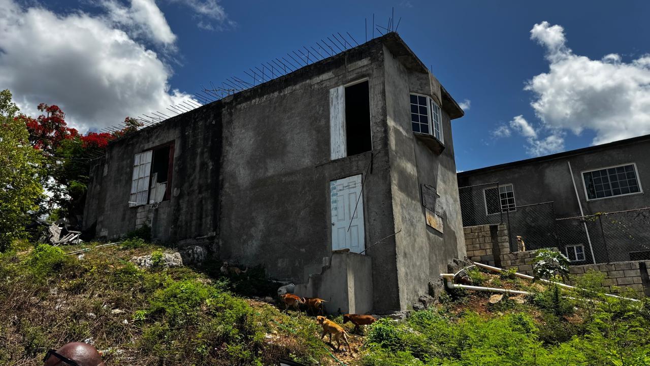 Charming-Split-Level-House-for-Sale-in-Bushy-Park-Clarendon-Jamaica Fourth image of 498 Pimento Drive in Bushy Park, Clarendon, Jamaica - property is For Sale