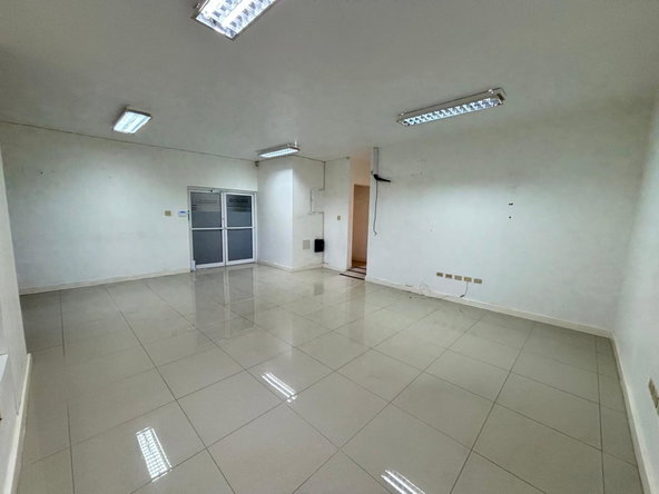 Seventh image of 11-9-11 Phoenix Avenue in Kingston 10, St. Andrew, Jamaica - property is For Rent