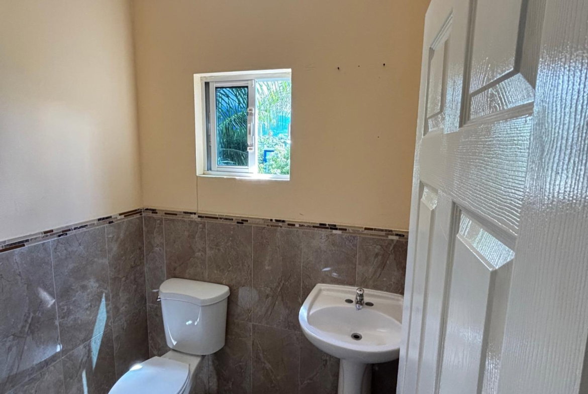 Eighth image of 11-9-11 Phoenix Avenue in Kingston 10, St. Andrew, Jamaica - property is For Rent