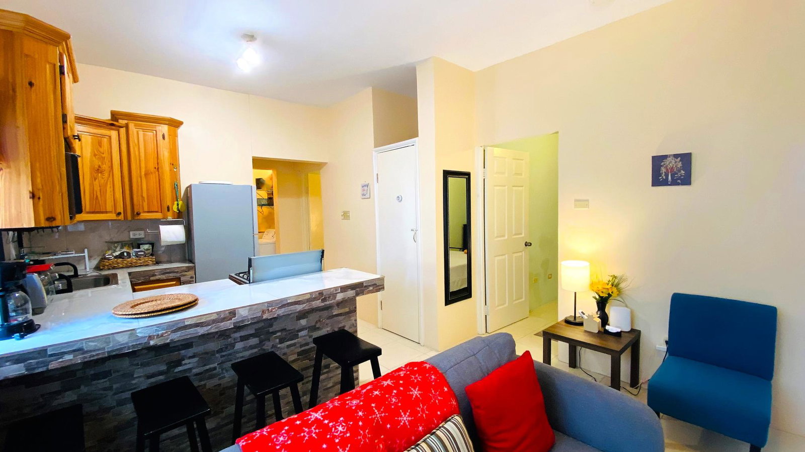 Cozy-2-Bedroom-Furnished-Cottage-for-Rent-in-Montego-Hills-St.-James Ninth image of 3-108 Pimento Drive in Montego Bay, St. James, Jamaica - property is For Rent