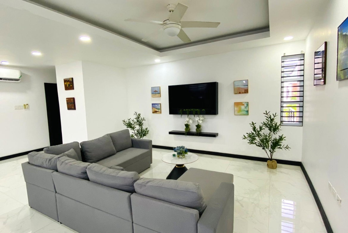 Twelfth image of 20-18 Russell Heights in Kingston 6, St. Andrew, Jamaica - property is For Rent