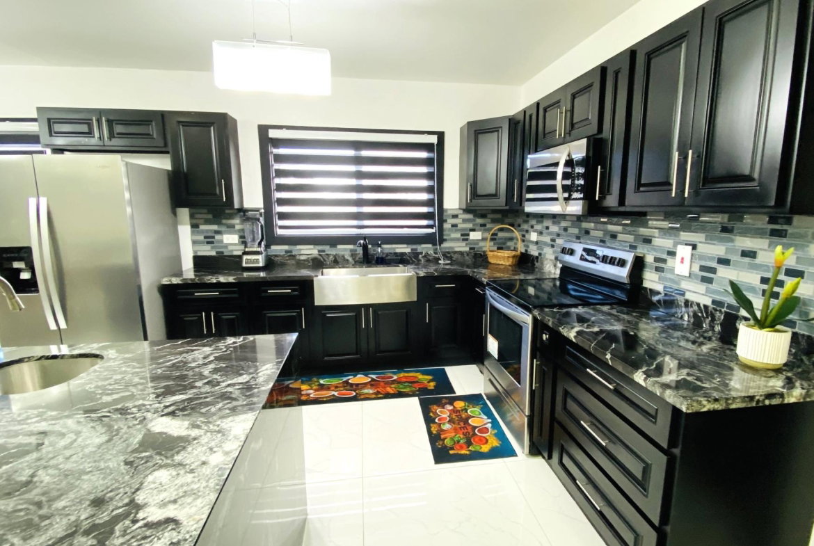 Seventeenth image of 20-18 Russell Heights in Kingston 6, St. Andrew, Jamaica - property is For Rent