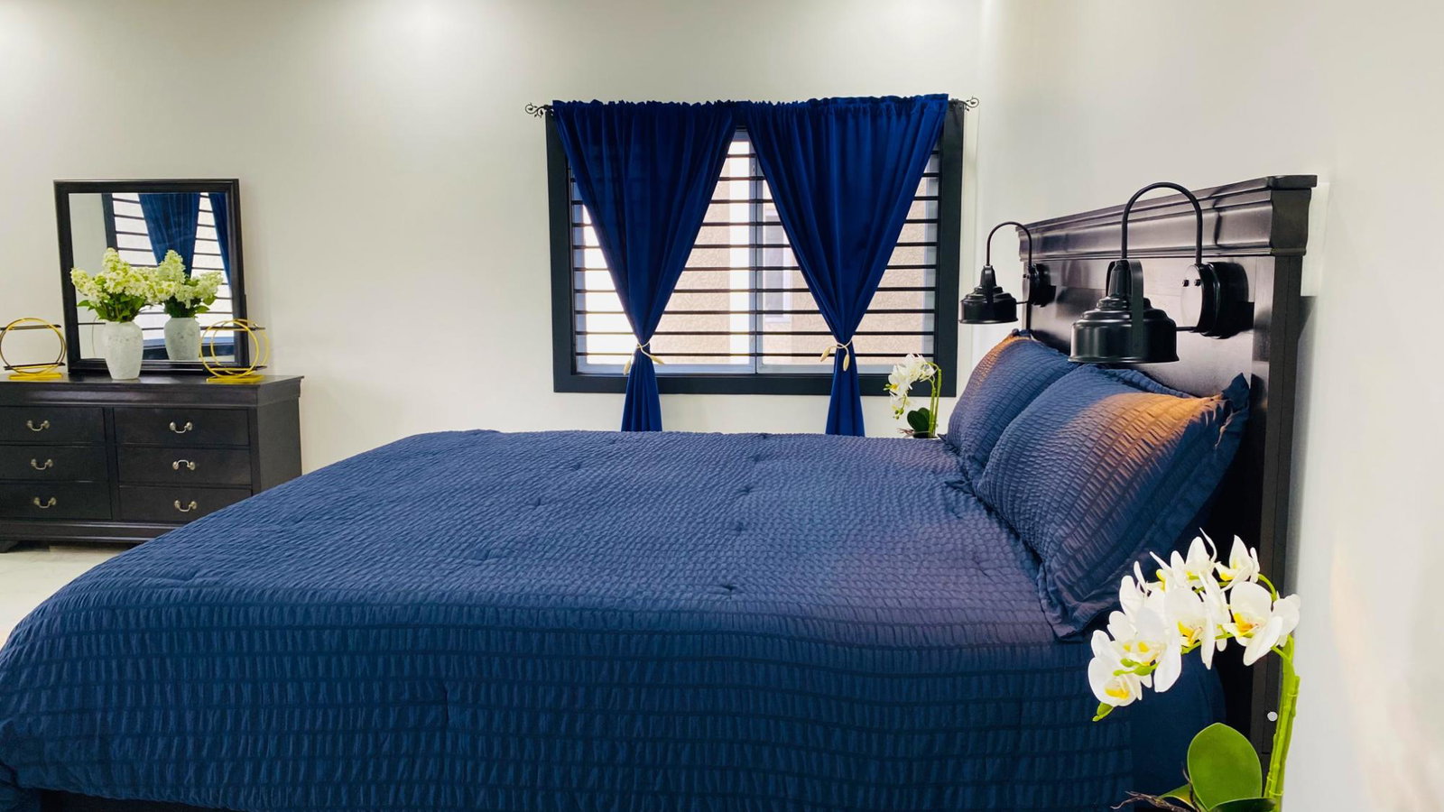 Twenty-Fourth image of 20-18 Russell Heights in Kingston 6, St. Andrew, Jamaica - property is For Rent