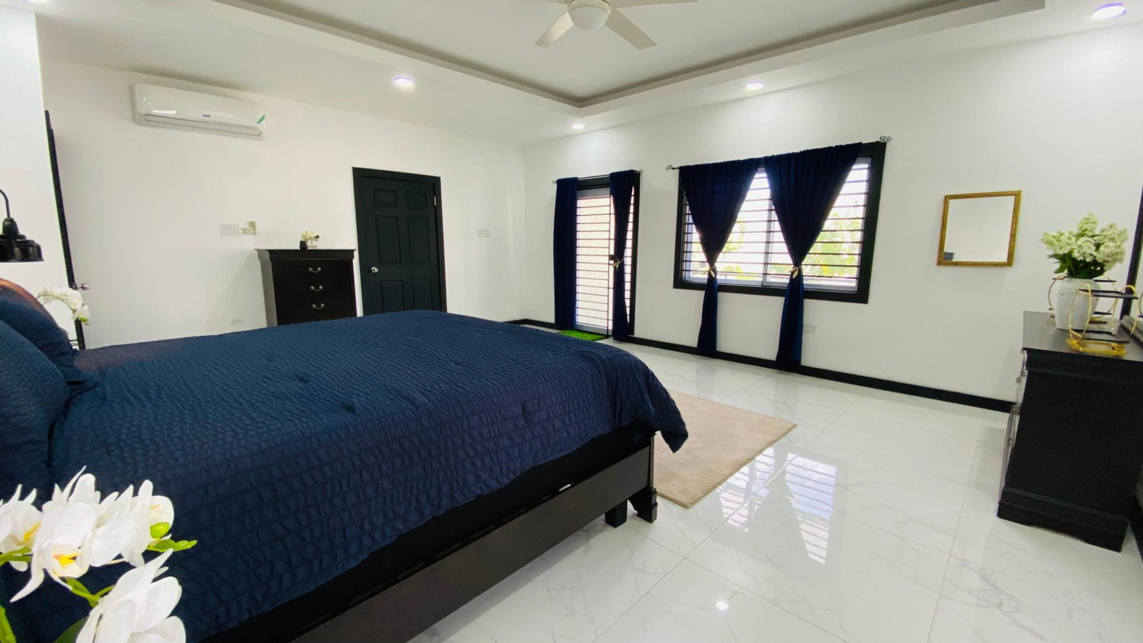 Twenty-Eighth image of 20-18 Russell Heights in Kingston 6, St. Andrew, Jamaica - property is For Rent