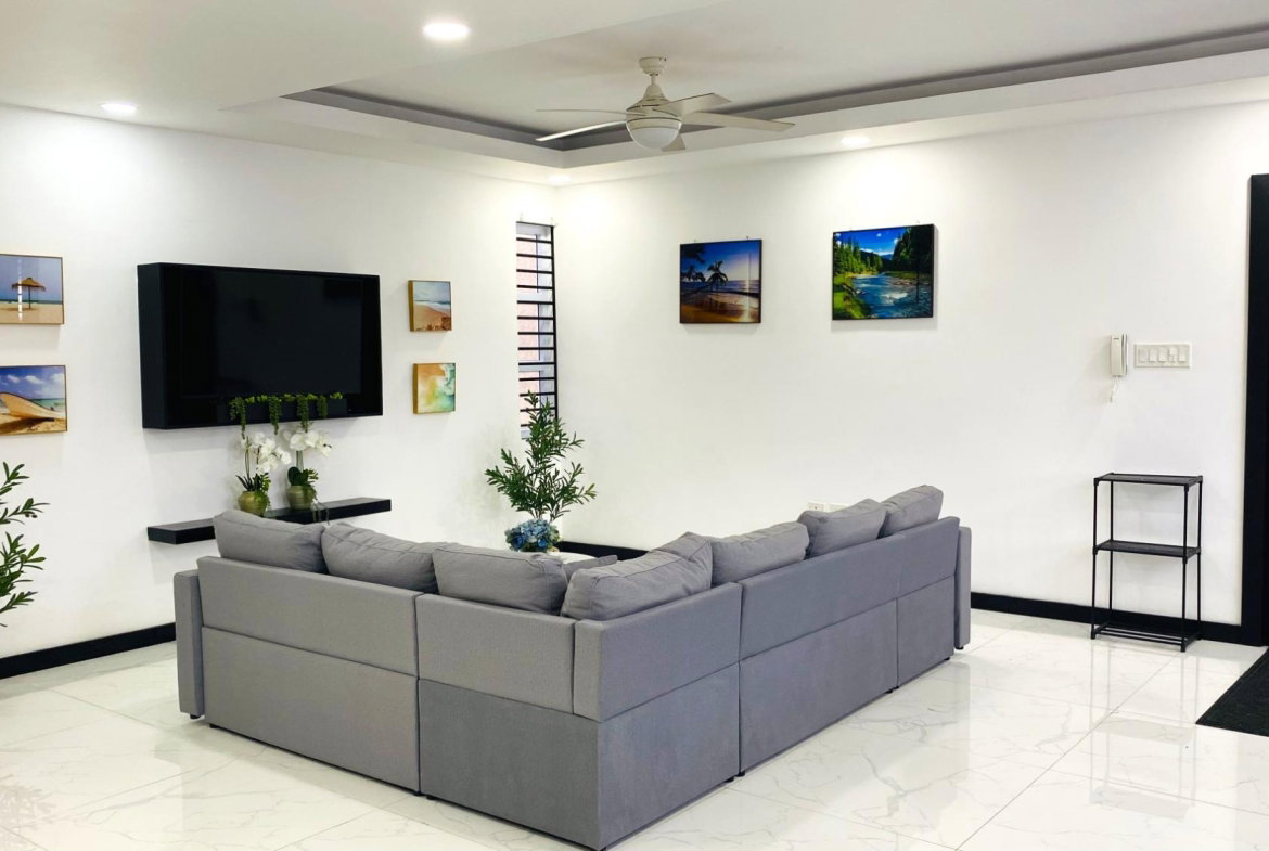 Fifth image of 20-18 Russell Heights in Kingston 6, St. Andrew, Jamaica - property is For Rent