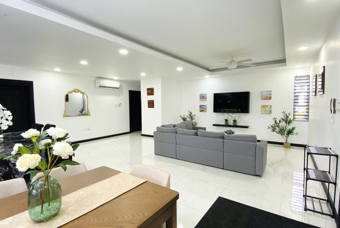 Ninth image of 20-18 Russell Heights in Kingston 6, St. Andrew, Jamaica - property is For Rent