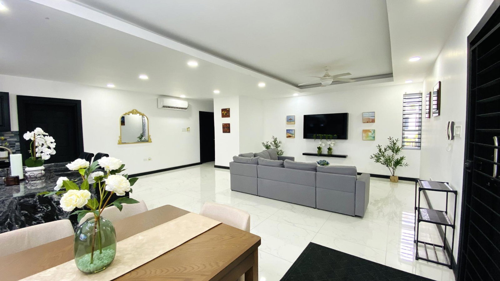 Ninth image of 20-18 Russell Heights in Kingston 6, St. Andrew, Jamaica - property is For Rent