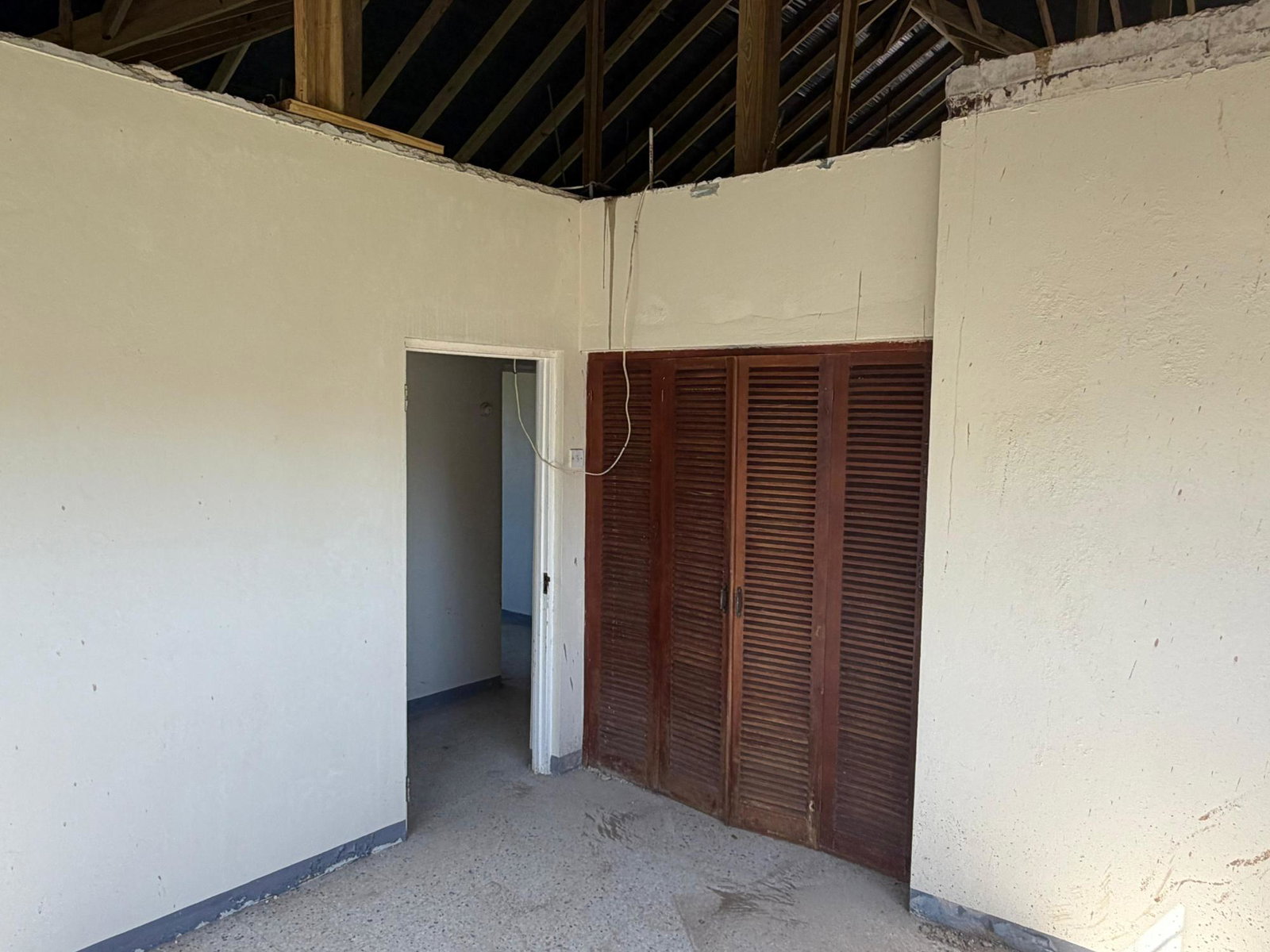 Seventh image of 27 Upper Mount Nelson Blvd. in Mandeville, Manchester, Jamaica - property is For Sale