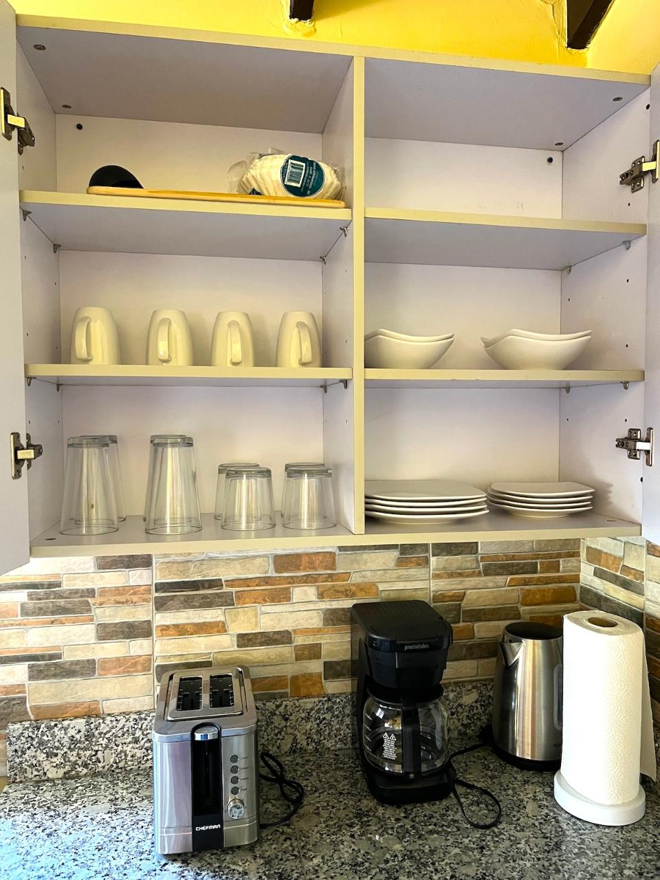 Seventh image of 459b South View Dr, Rhyne Park in Rose Hall, St. James, Jamaica - property is For Rent