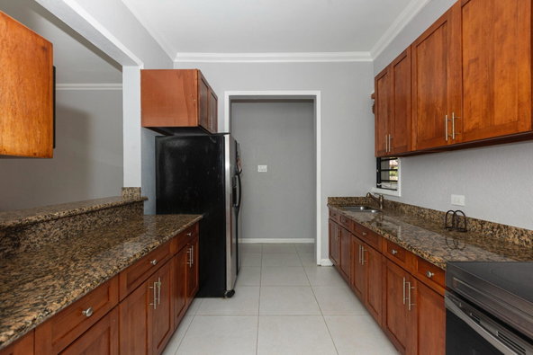 Fourth image of 6a-25 Liguanea Avenue in Kingston 6, St. Andrew, Jamaica - property is For Rent