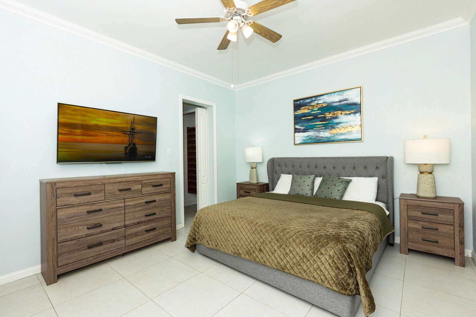 Sixth image of 6a-25 Liguanea Avenue in Kingston 6, St. Andrew, Jamaica - property is For Rent