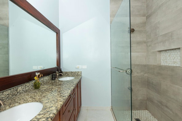 Ninth image of 6a-25 Liguanea Avenue in Kingston 6, St. Andrew, Jamaica - property is For Rent