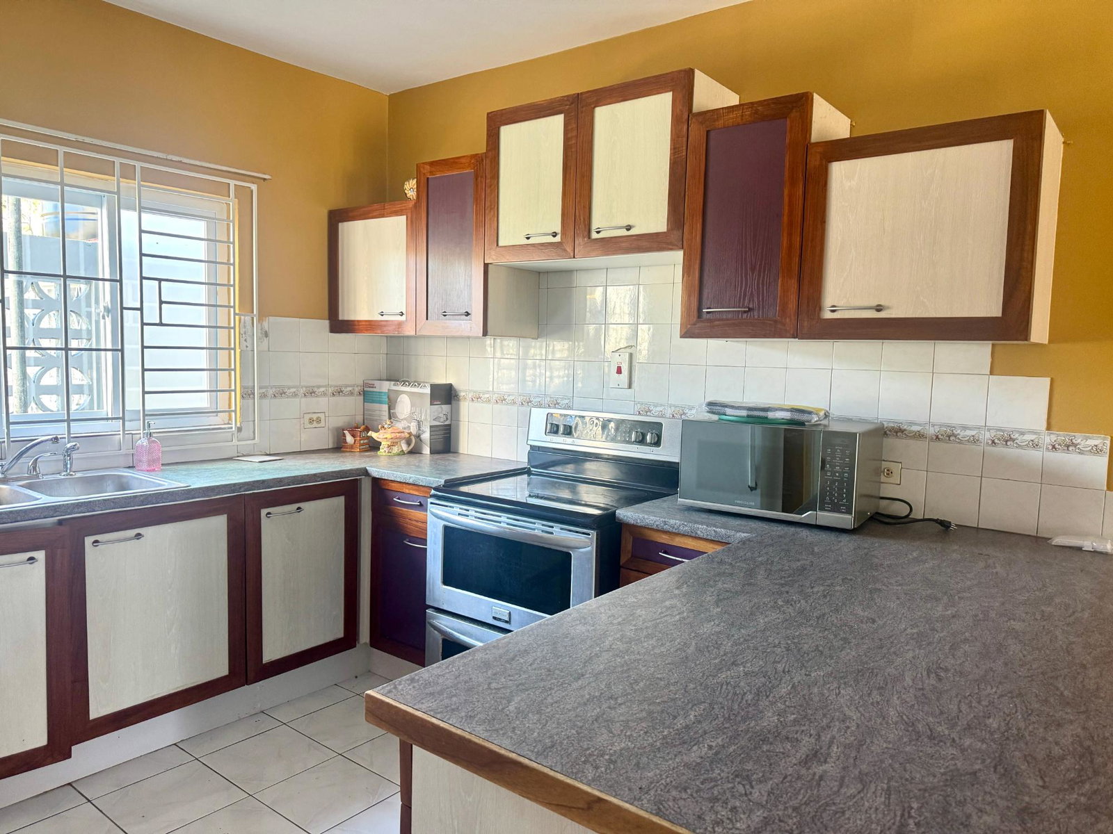 Sixth image of Lincoln Pl, Coral Garden in Montego Bay, St. James, Jamaica - property is For Rent