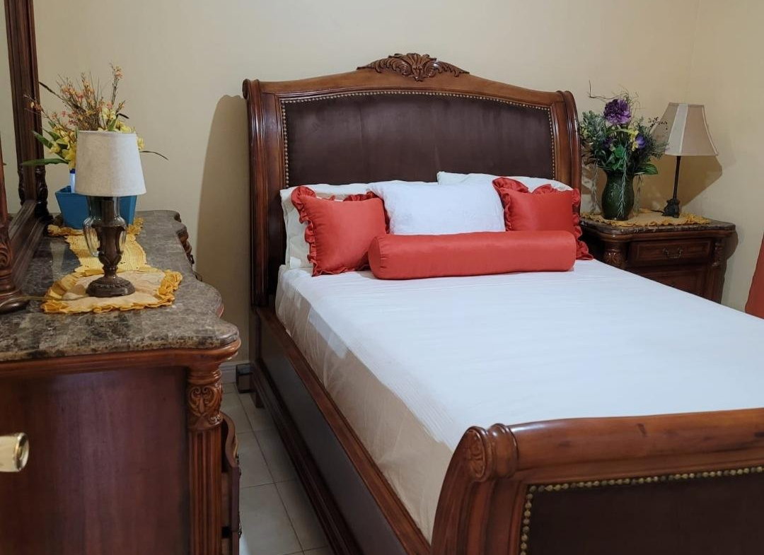 Seventh image of 6 Plumbago Path, Mona, King in Kingston 6, St. Andrew, Jamaica - property is For Rent