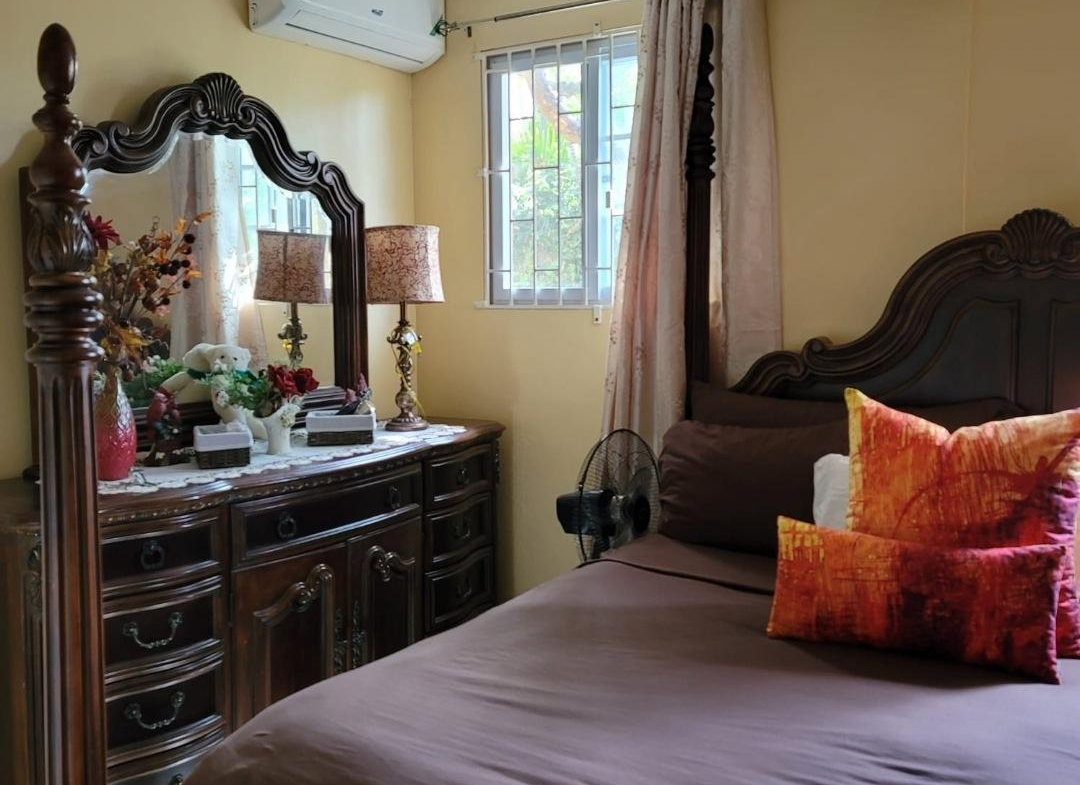 Ninth image of 6 Plumbago Path, Mona, King in Kingston 6, St. Andrew, Jamaica - property is For Rent
