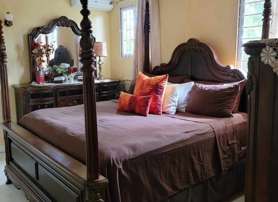 Tenth image of 6 Plumbago Path, Mona, King in Kingston 6, St. Andrew, Jamaica - property is For Rent