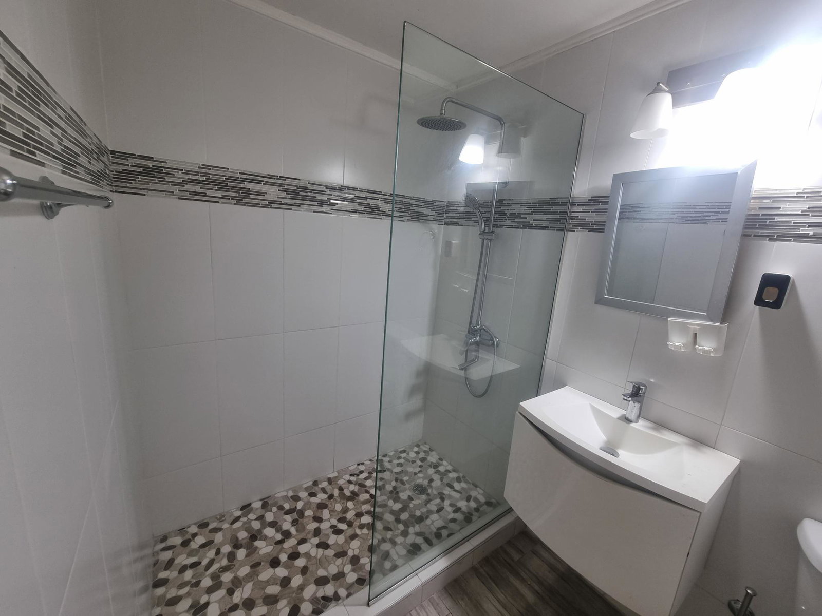 Fifth image of Apt # 19-7 Graham Heights in Kingston 8, St. Andrew, Jamaica - property is For Rent