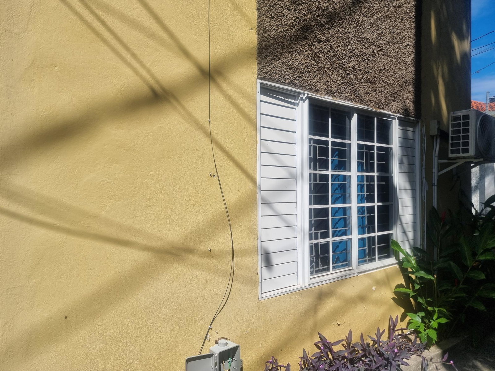 Seventh image of Apt # 19-7 Graham Heights in Kingston 8, St. Andrew, Jamaica - property is For Rent