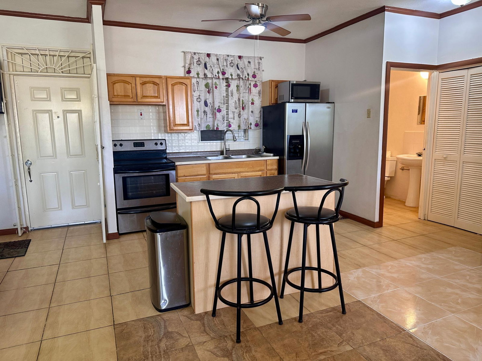 Fifth image of 7-18 Kensington Crescent in Kingston 5, St. Andrew, Jamaica - property is For Rent