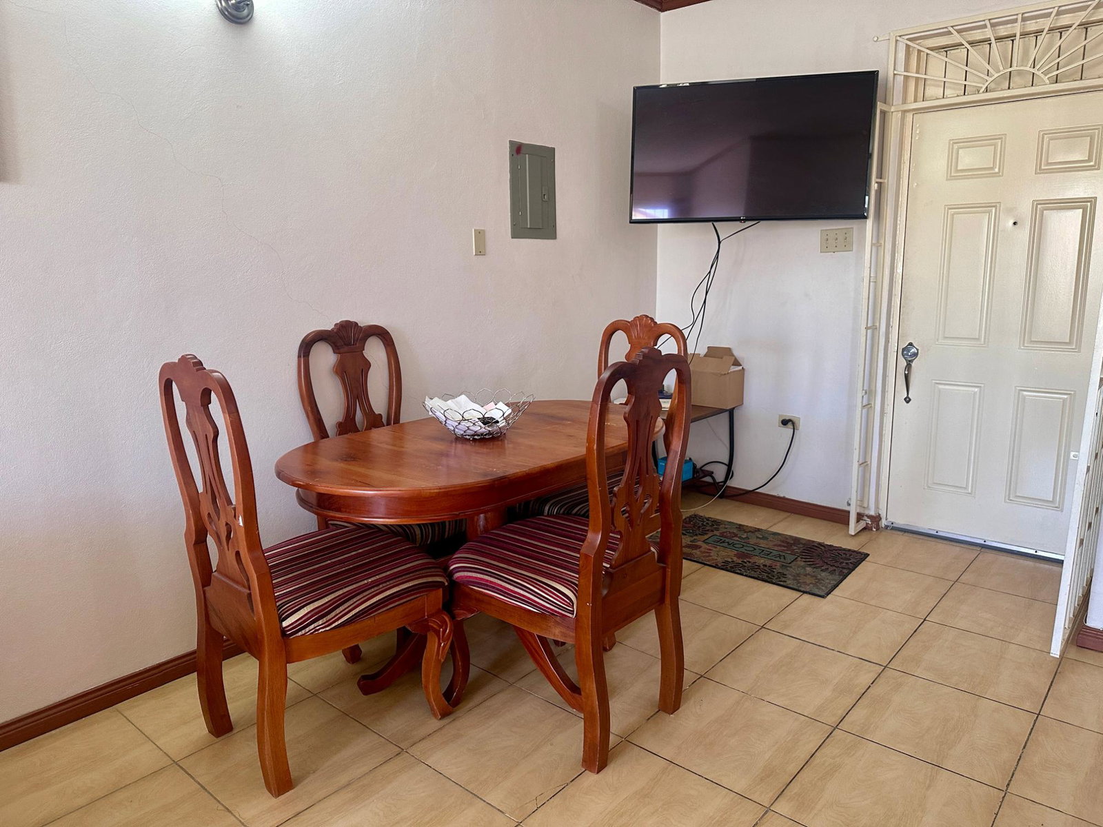 Sixth image of 7-18 Kensington Crescent in Kingston 5, St. Andrew, Jamaica - property is For Rent