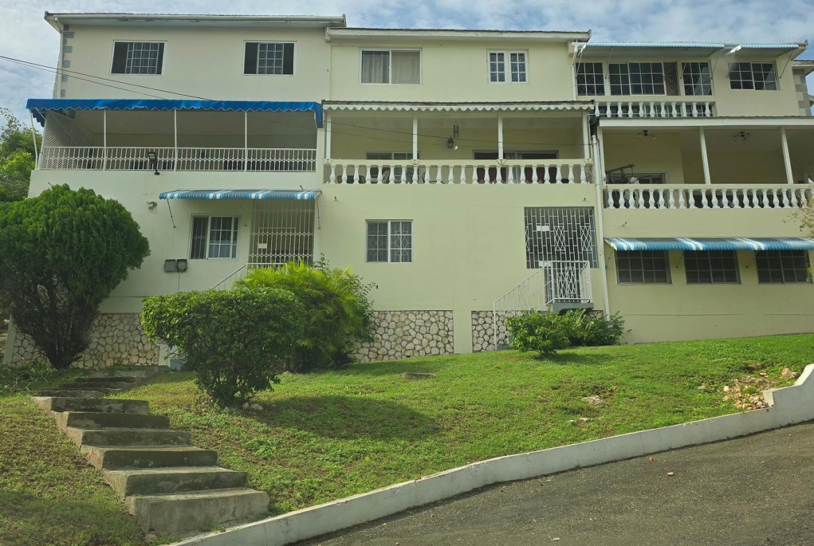 First image of 4 B-36 Leas Flat in Kingston 19, St. Andrew, Jamaica - property is For Rent