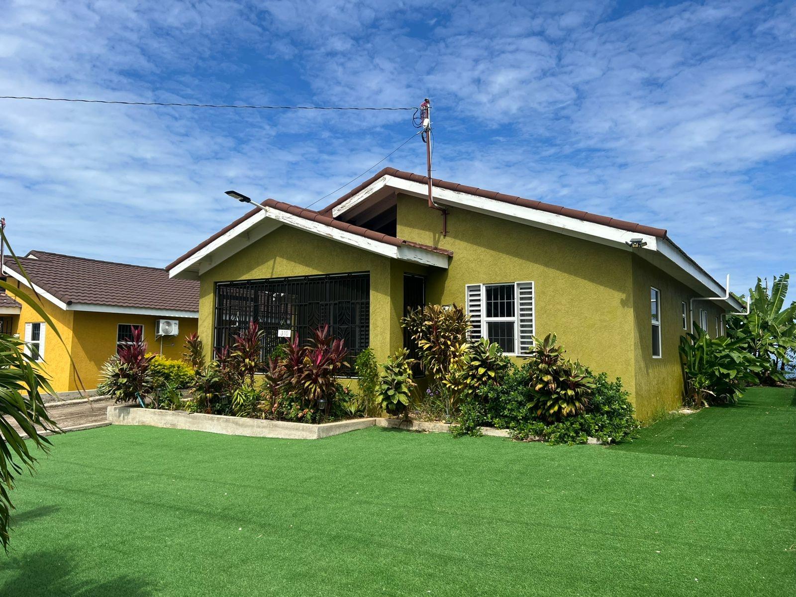 Furnished-1-Bedroom-Apartment-for-Rent-in-Stonebrook-Manor-Falmouth-Trelawny Second image of 310 Hibiscus Avenue Stonebroo in Falmouth, Trelawny, Jamaica - property is For Rent