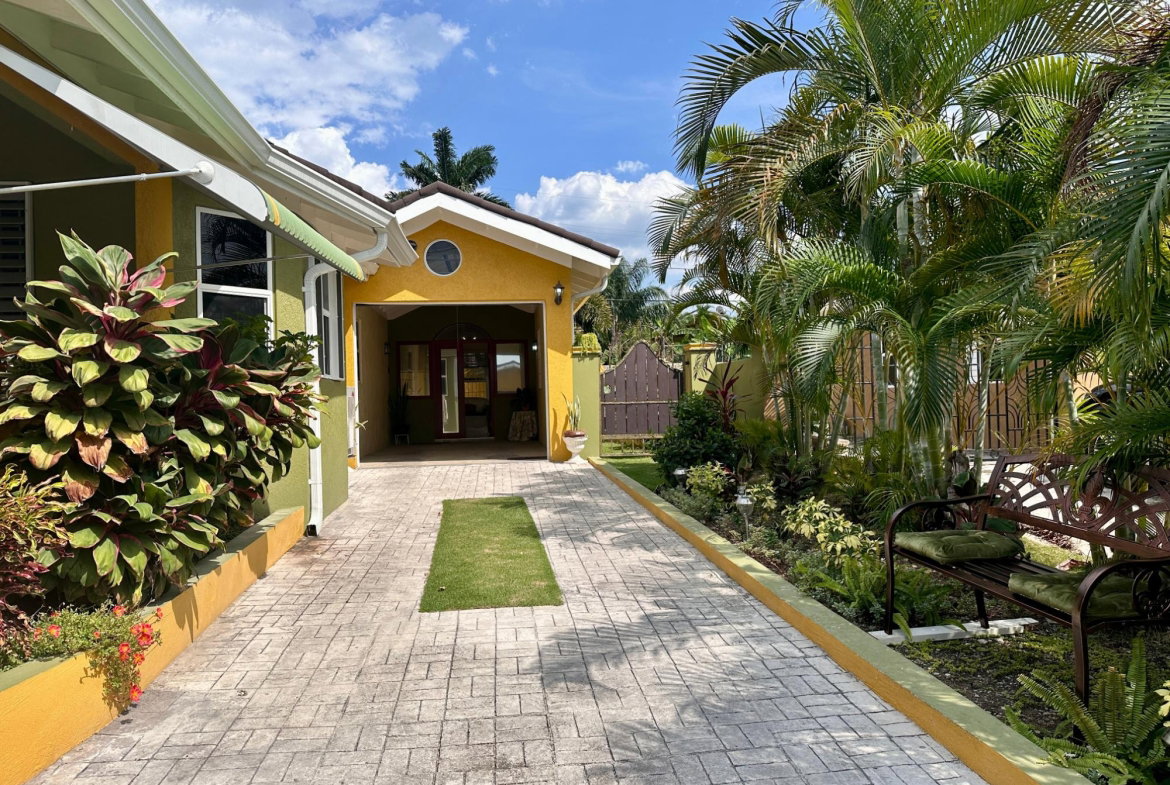 Third image of 4 Lappet Drive in St. Ann's Bay, St. Ann, Jamaica - property is For Rent