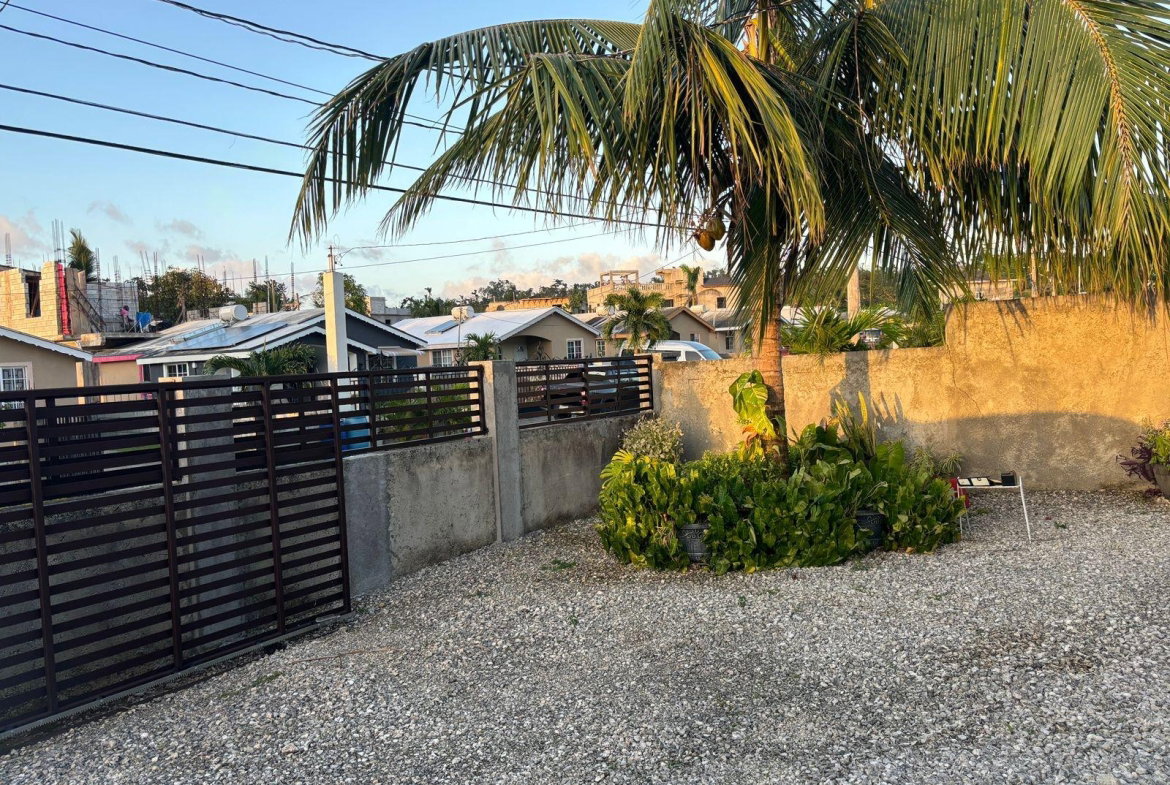 Fifteenth image of 762 Montego West Village in Montego Bay, St. James, Jamaica - property is For Rent