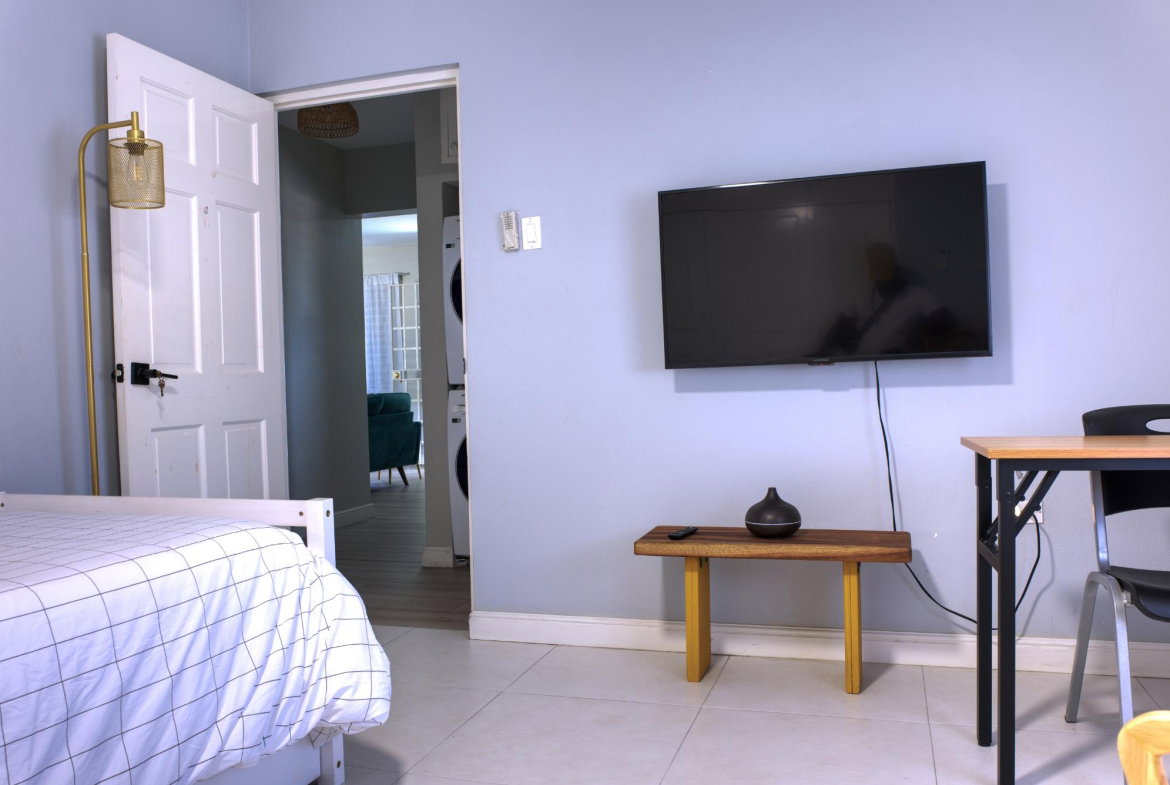 Seventh image of Apt 8-4 Hillman Road in Kingston 8, St. Andrew, Jamaica - property is For Rent