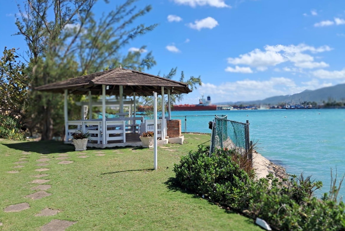 Sixteenth image of E204 Bay Pointe, Freeport in Montego Bay, St. James, Jamaica - property is For Rent