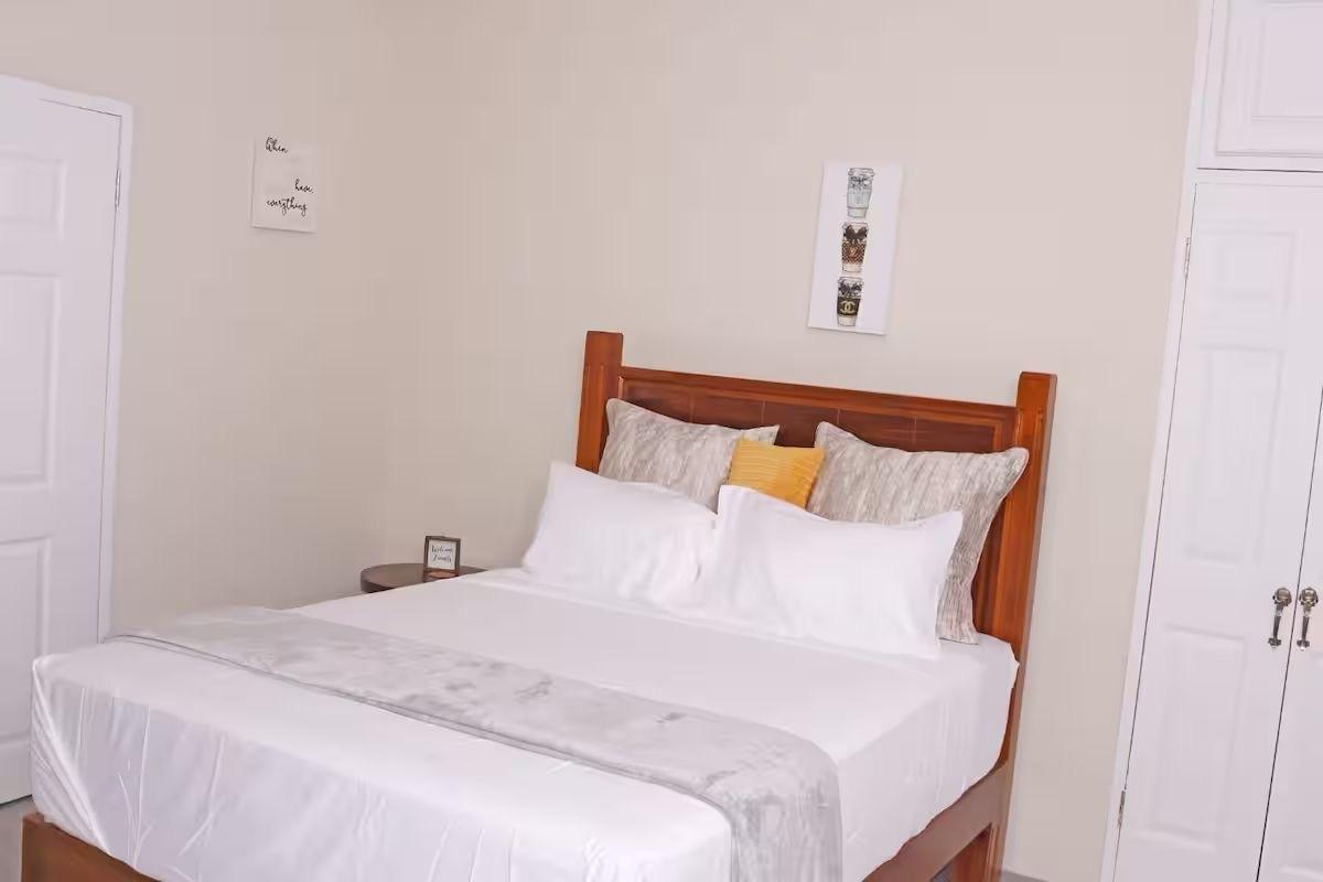 Fifth image of Barrett Town, Little Rive in BARRETT TOWN, St. James, Jamaica - property is For Rent